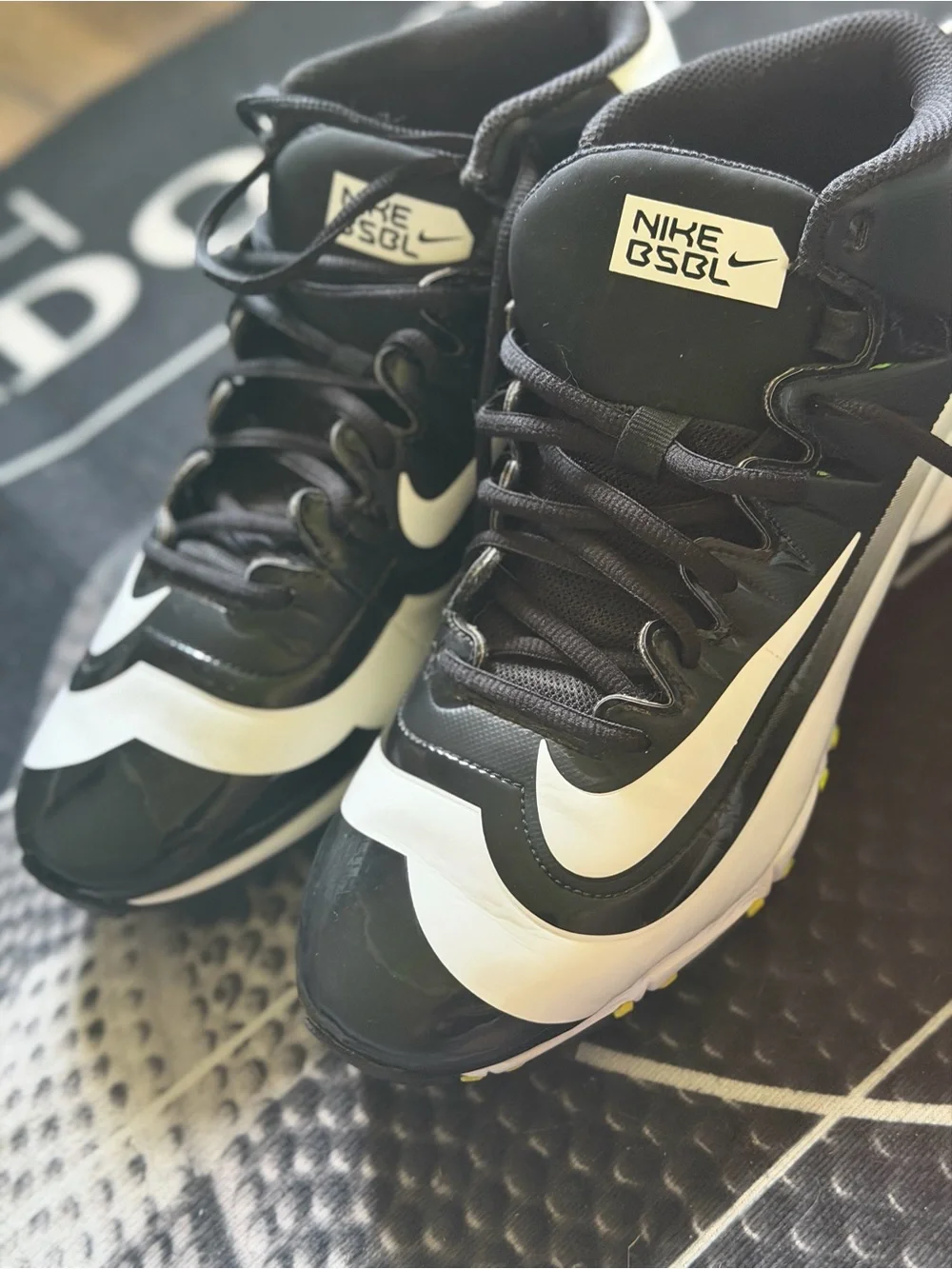 Nike Black and White Men's Athletic Cleats